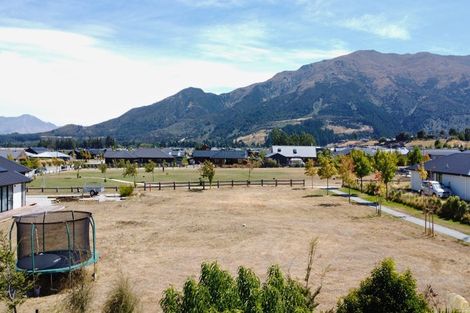 Photo of property in 13 Dingle Street, Lake Hawea, 9382