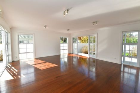 Photo of property in 77 The Circle, Manly, Whangaparaoa, 0930