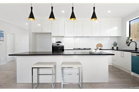 Photo of property in 5 Verdot Close, Kumeu, 0810