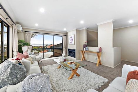 Photo of property in 157d Hobsonville Road, West Harbour, Auckland, 0618