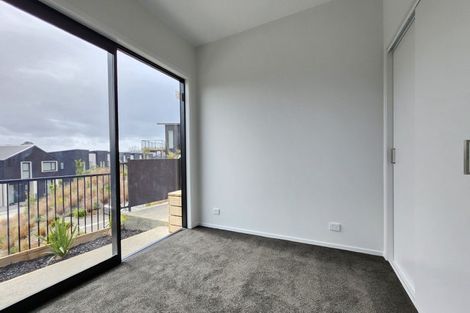 Photo of property in 36 Hokioi Drive, Kenepuru, Porirua, 5022