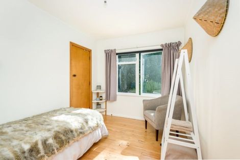 Photo of property in 37 Kowhai Terrace, Saint Martins, Christchurch, 8022