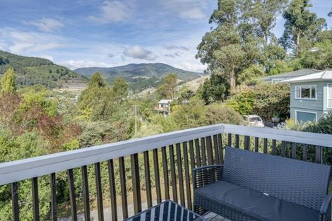 Photo of property in 22 Thompson Terrace, Toi Toi, Nelson, 7010