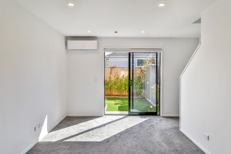 Photo of property in 4/57 Taikata Road, Te Atatu Peninsula, Auckland, 0610