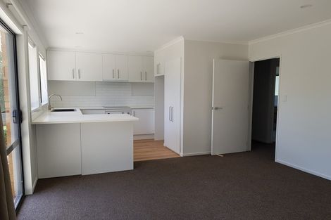 Photo of property in 2/90a Richardson Terrace, Woolston, Christchurch, 8023