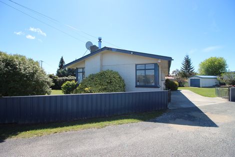 Photo of property in 33 Ashworth Street, Alexandra, 9320