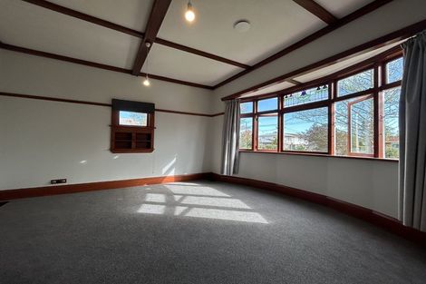 Photo of property in 10 Cambridge Terrace, Masterton, 5810