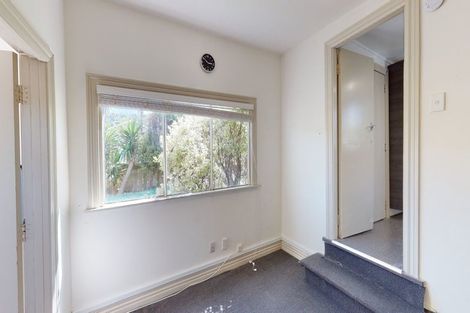 Photo of property in 37 Chilka Street, Berhampore, Wellington, 6023