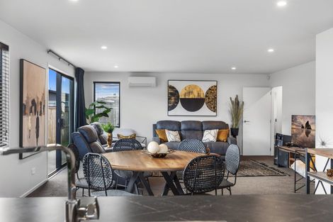 Photo of property in 32 Tamapahore Boulevard, Papamoa Beach, Papamoa, 3118