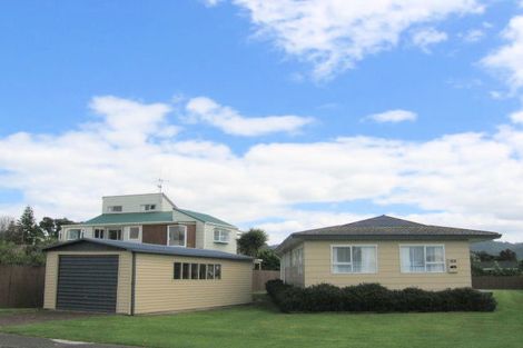 Photo of property in 2c Patterson Place, Waihi Beach, 3611