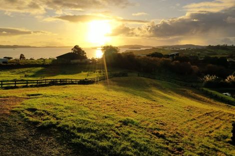 Photo of property in 655 Mahurangi East Road, Algies Bay, Warkworth, 0920