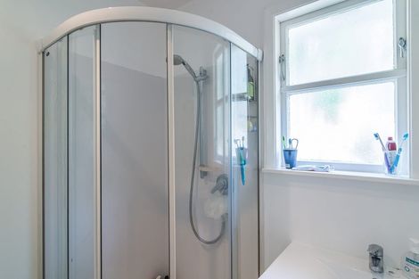 Photo of property in 8 Fortunatus Street, Brooklyn, Wellington, 6021