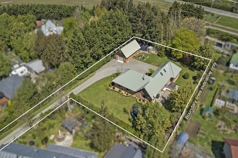 Photo of property in 16/18 Queen Street, Coalgate, 7673