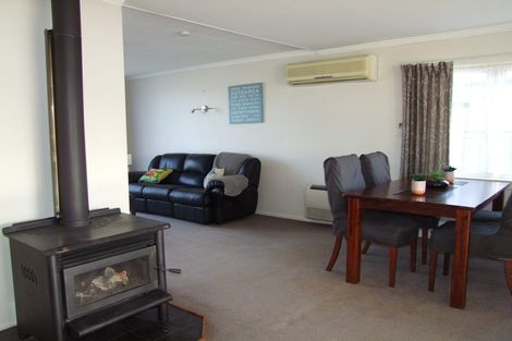 Photo of property in 52 Ajax Street, Milton, 9220