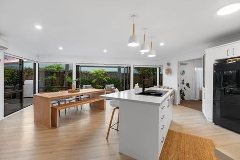 Photo of property in 16 Oriental Parade, Papamoa Beach, Papamoa, 3118