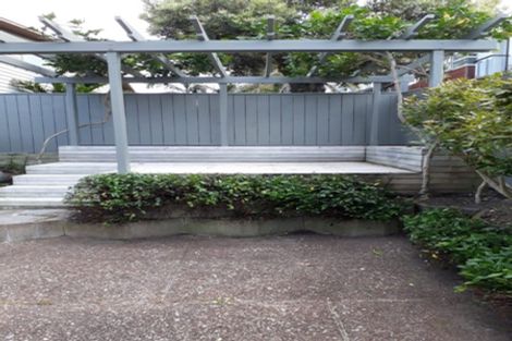 Photo of property in 1/46 Hauraki Road, Hauraki, Auckland, 0622