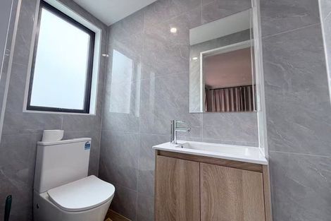 Photo of property in 37 Survila Street, Papakura, 2110