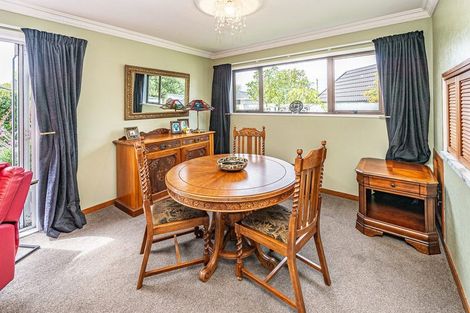 Photo of property in 1 Iwiroa Terrace, Durie Hill, Whanganui, 4500