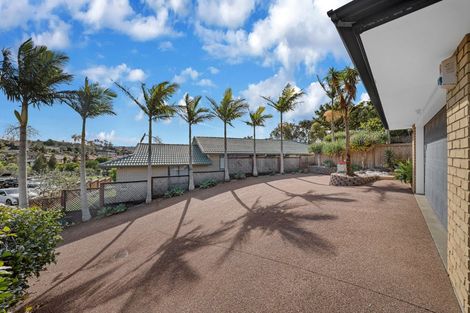 Photo of property in 11 Cognac Place, Henderson, Auckland, 0612