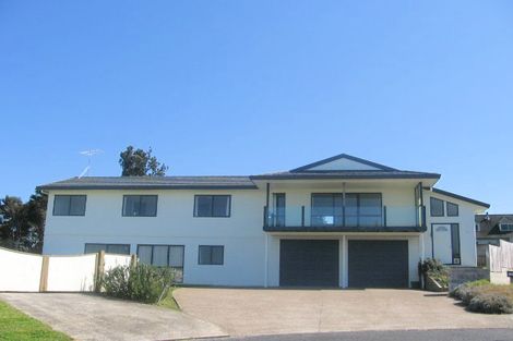 Photo of property in 171 Centennial Drive, Whitianga, 3510