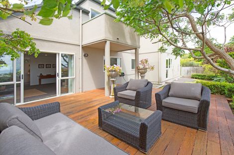 Photo of property in 3/39 Wade River Road, Stanmore Bay, Whangaparaoa, 0932