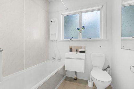 Photo of property in 88 Mandeville Street, Riccarton, Christchurch, 8011