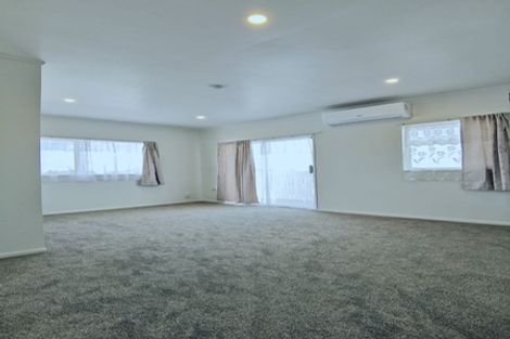 Photo of property in 2/38b Manuka Road, Glenfield, Auckland, 0629