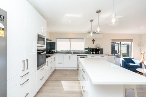 Photo of property in 20 Farringdon Avenue, Rototuna North, Hamilton, 3210