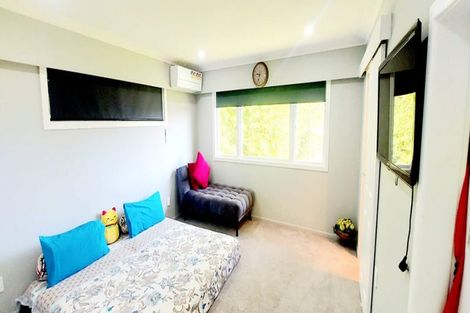 Photo of property in 64 Astley Avenue, New Lynn, Auckland, 0600