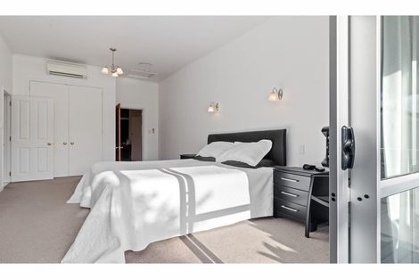 Photo of property in 72 Hermitage Road, Waiuku, 2682