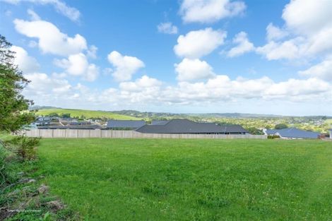 Photo of property in 8 Pheasant Lane, Waimauku, 0812