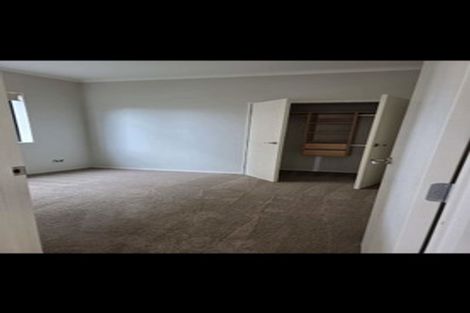 Photo of property in 22 Carrickdawson Drive, Flat Bush, Auckland, 2019