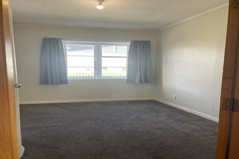 Photo of property in 7 Okura Grove, Boulcott, Lower Hutt, 5010