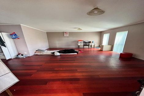 Photo of property in 1/144 Shifnal Drive, Randwick Park, Auckland, 2105