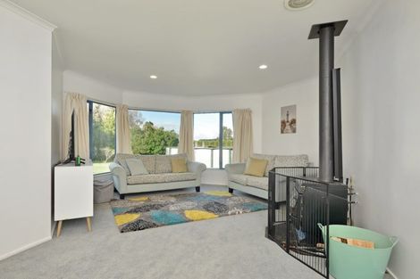 Photo of property in 8 Willow Park Drive, Opaki, Masterton, 5871