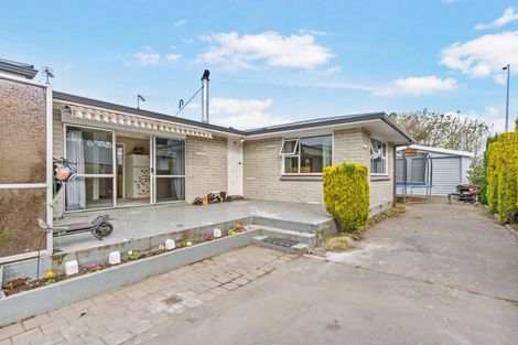 Photo of property in 25 Camelia Place, Islington, Christchurch, 8042