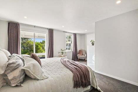 Photo of property in 64 Park Hill Road, Birkenhead, Auckland, 0626