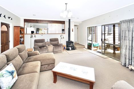 Photo of property in 14 Bishoprick Crescent, Te Puke, 3119