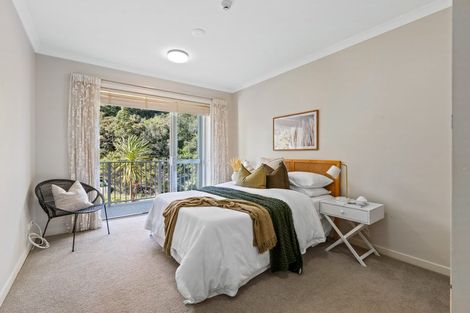 Photo of property in 60 Eaves Bush Parade, Orewa, 0931