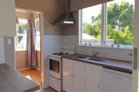 Photo of property in 81 Lauderdale Road, Birkdale, Auckland, 0626