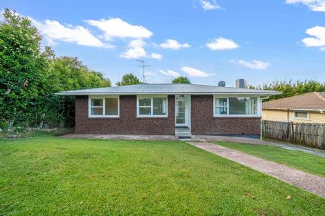 Photo of property in 6 Kirby Street, Glendene, Auckland, 0602