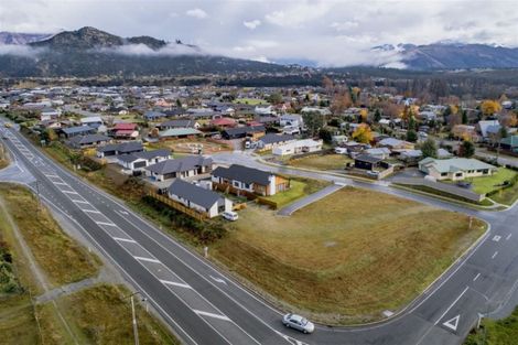 Photo of property in 2 Hebbard Court, Albert Town, Wanaka, 9305