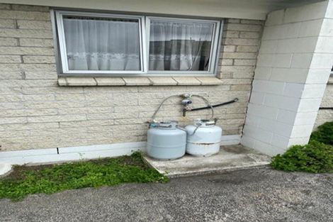 Photo of property in 2/25 Overton Road, Papatoetoe, Auckland, 2025