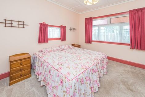 Photo of property in 35 Abbot Street, Gonville, Whanganui, 4501