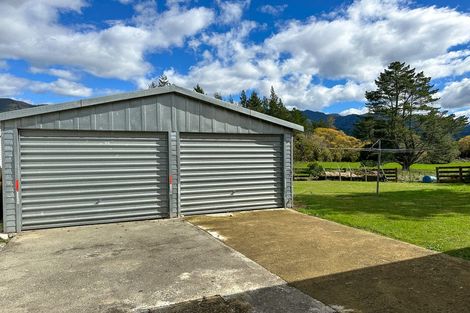 Photo of property in 6 Harwood Place, Upper Takaka, Takaka, 7183