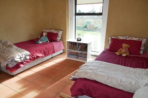 Photo of property in 31 Timaru Road, Waimate, 7924