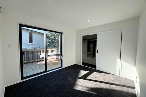 Photo of property in 47 Coniston Avenue, Te Atatu South, Auckland, 0610