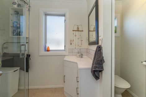 Photo of property in 8 Linklater Avenue, Foxton Beach, Foxton, 4815