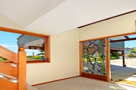 Photo of property in 32 Brigantine Drive, Beach Haven, Auckland, 0626