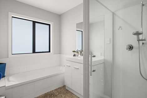 Photo of property in 27 Peter Burke Way, Pyes Pa, Tauranga, 3112